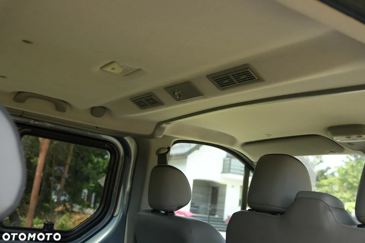 Opel Vivaro L2H1 2.9t - 22