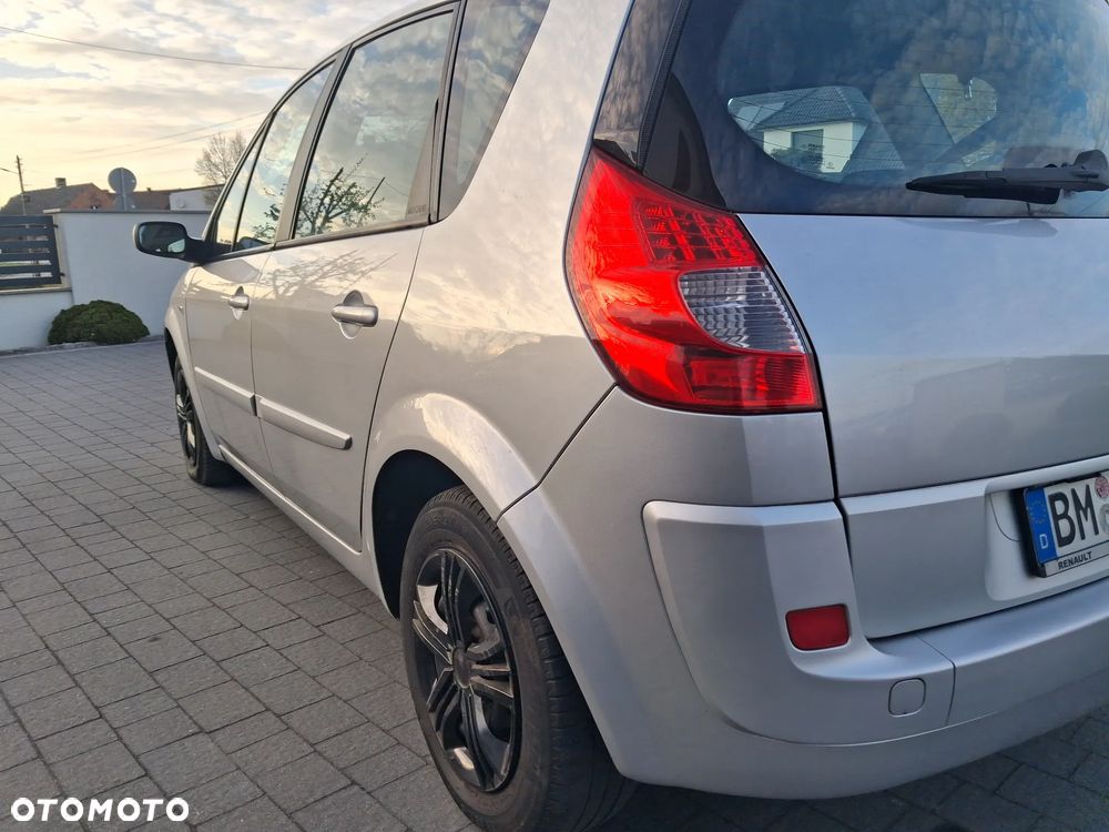 Renault Scenic 1.6 16V Avantage - 14