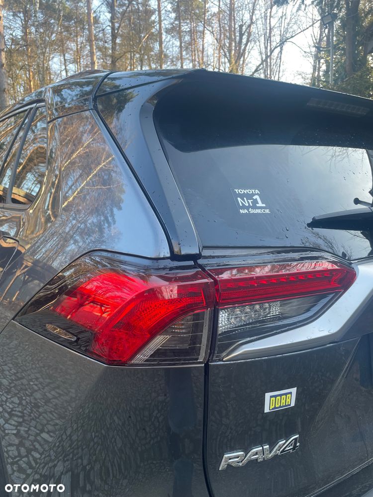 Toyota RAV4 - 9