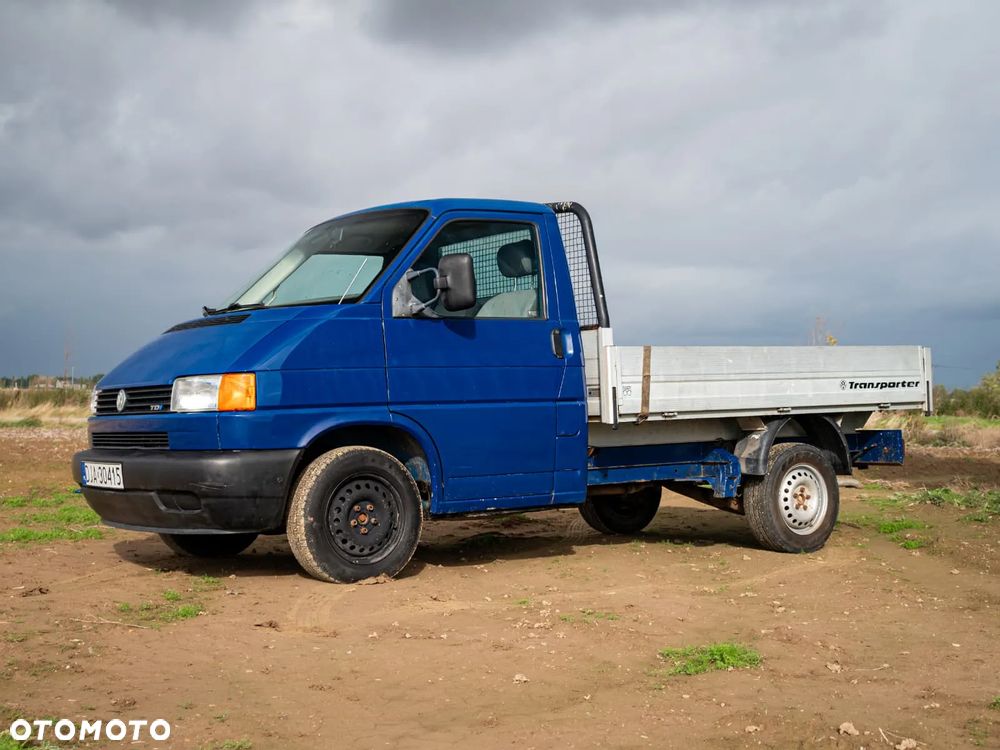 Volkswagen Transporter - 2