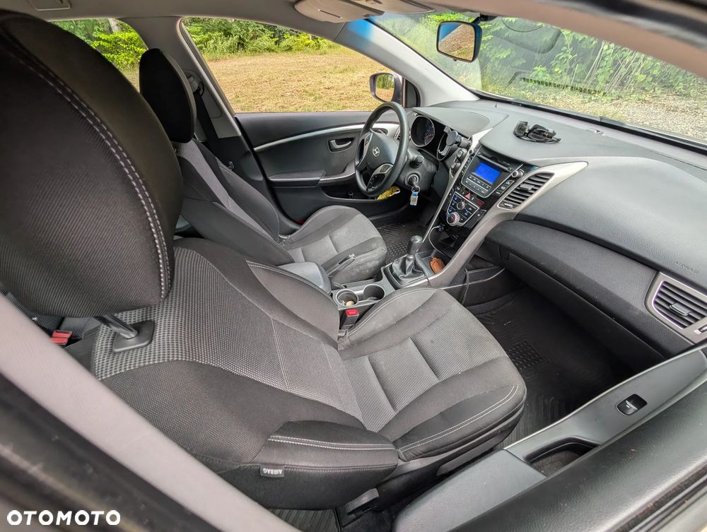 Hyundai i30 1.6 CRDi Comfort - 13