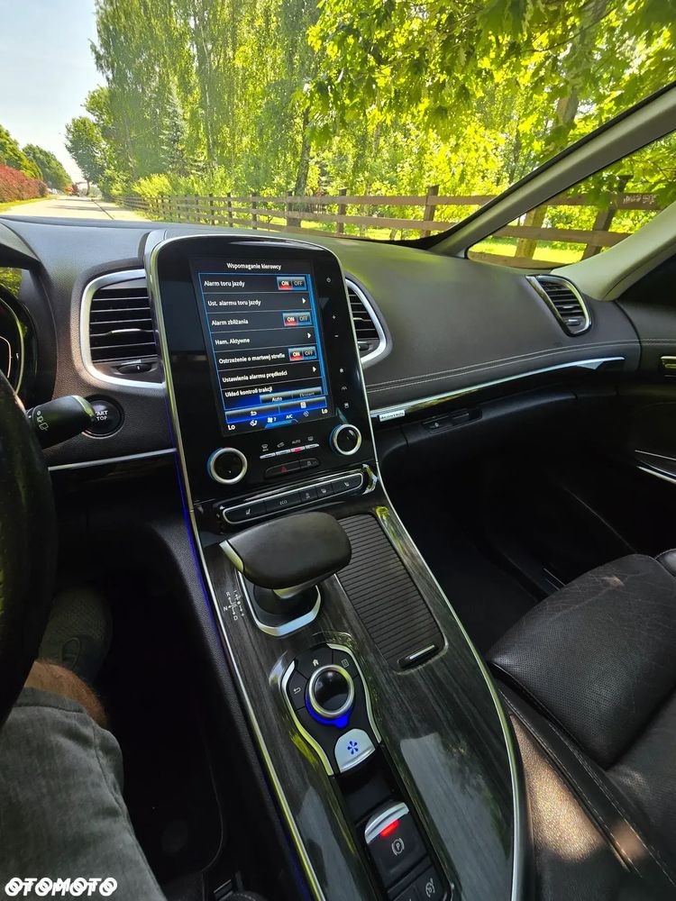 Renault Espace 1.6 dCi Energy Initiale Paris EDC 7os - 29