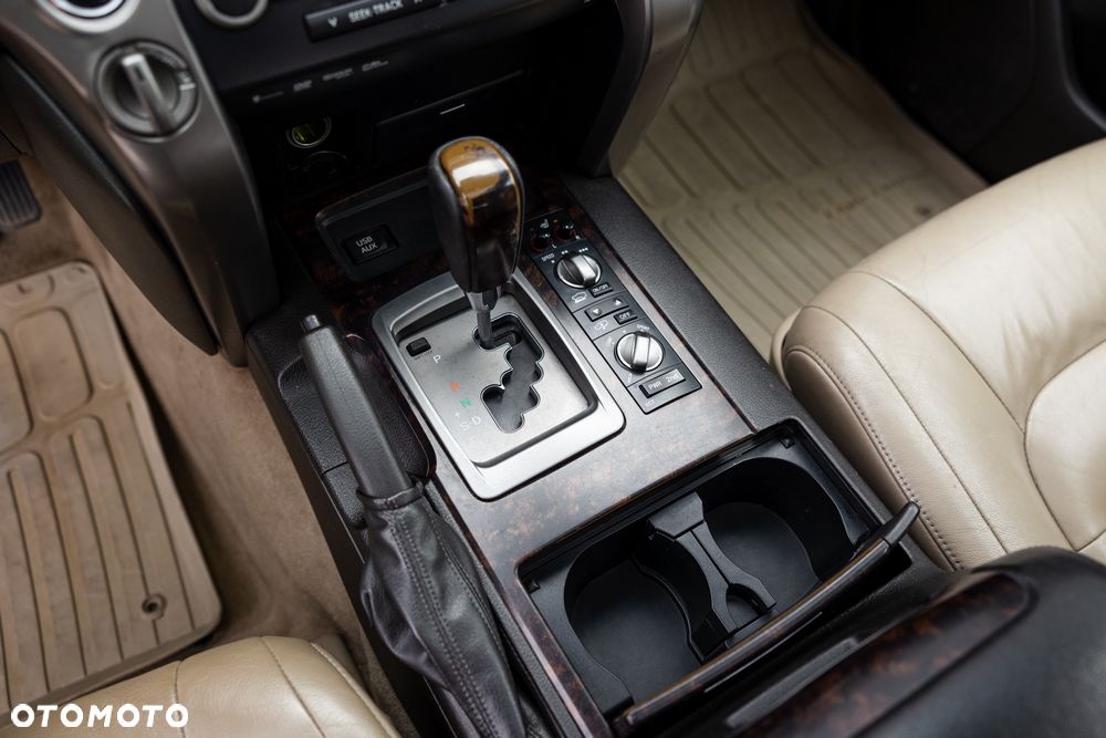 Toyota Land Cruiser LC 4.5 D-4D X 7os - 32