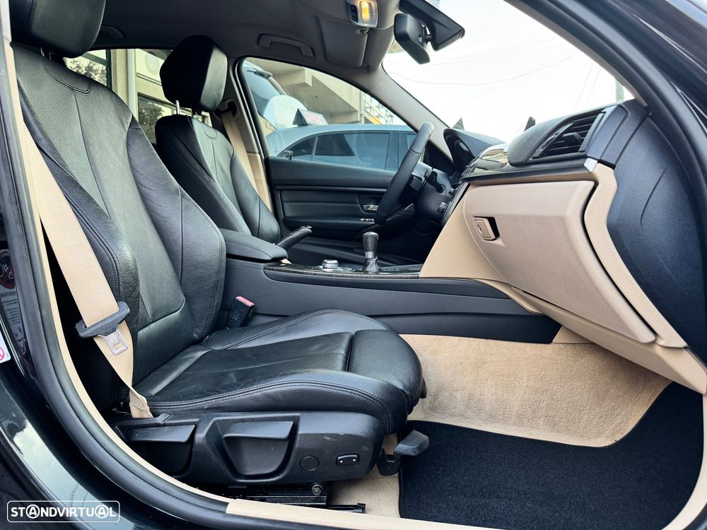 BMW 320 d DPF Blue Performance Edition Sport - 29