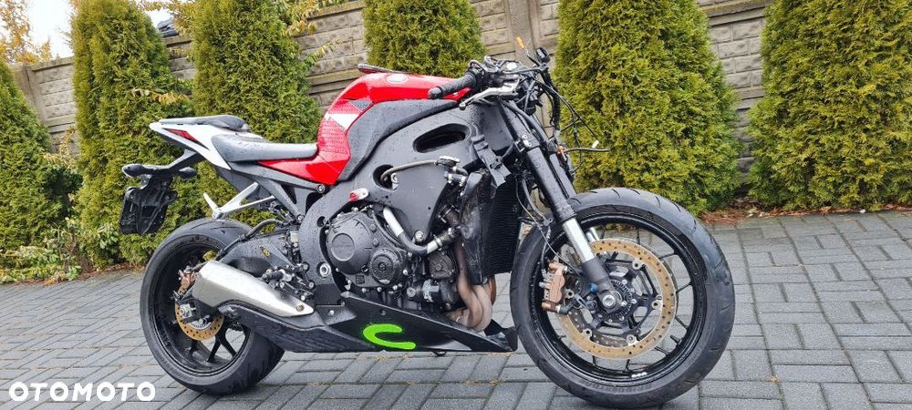 Honda CBR 1000 RR  SC59 rama   amortyzator  nakładka pług dolny - 1
