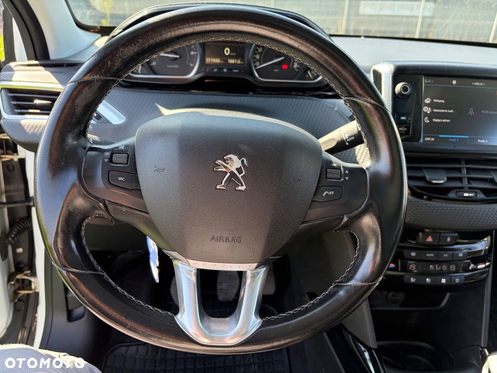 Peugeot 2008 PureTech 130 GPF Stop&Start Crossway - 22