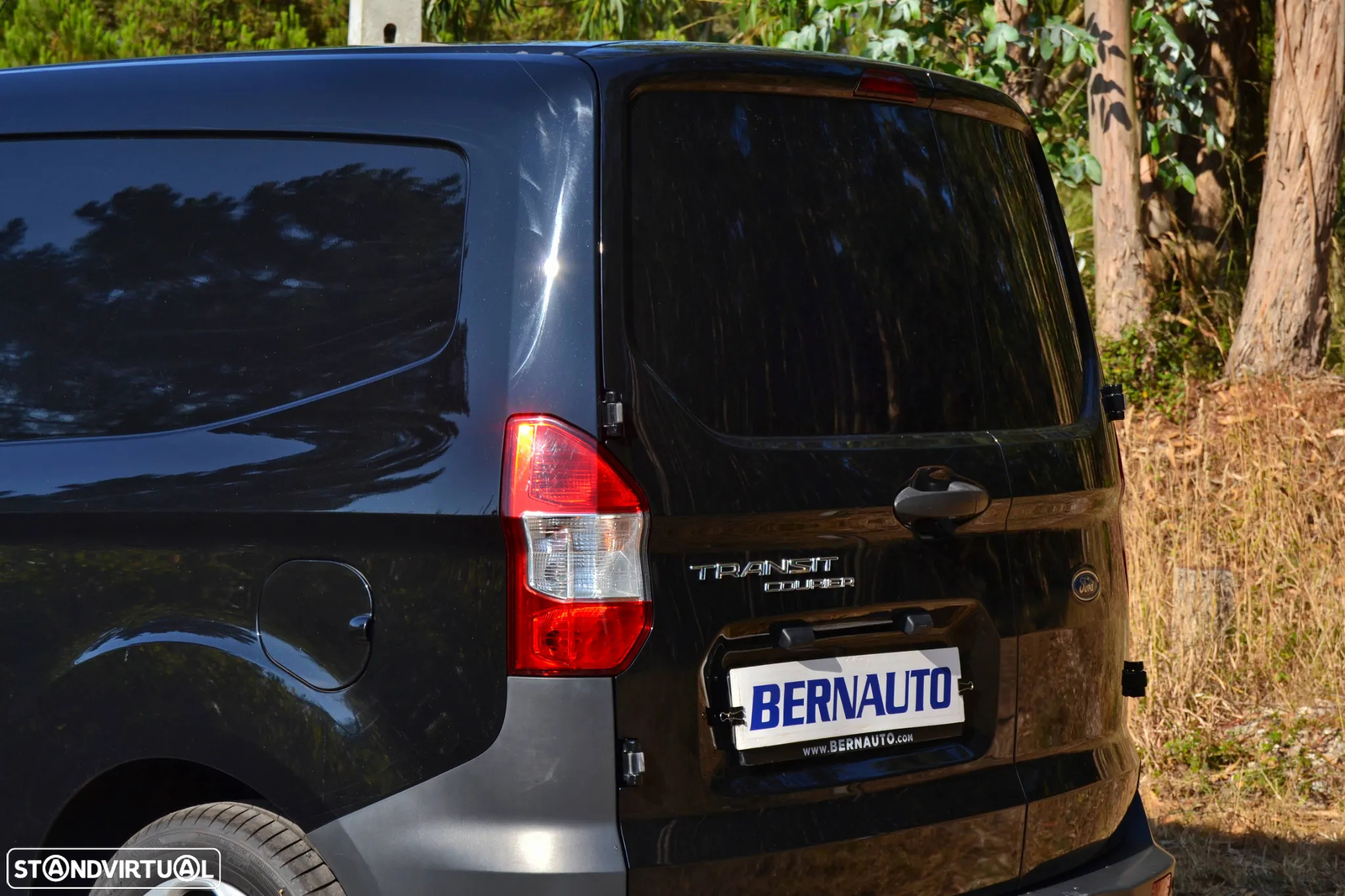 Ford Transit Courier 1.5 TDCI ECOBLUE TREND - IVA DEDUTÍVEL - 9