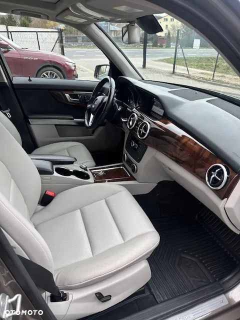 Mercedes-Benz GLK 250 CDI DPF 4Matic BlueEFFICIENCY 7G-TRONIC - 12