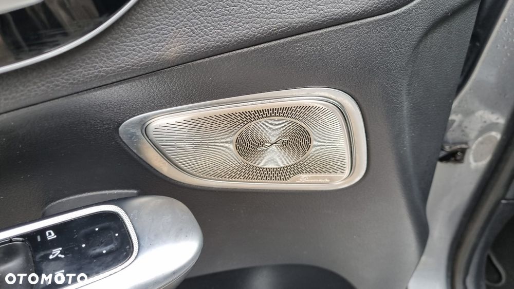 Mercedes-Benz GLC 220 d 4Matic 9G-TRONIC AMG Line Advanced - 32