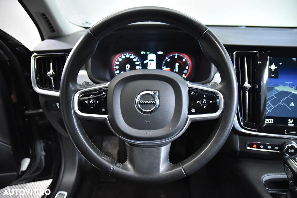 Volvo V90 - 16
