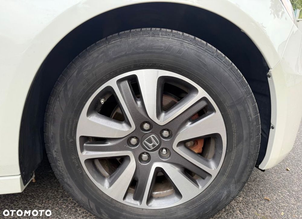 Honda Odyssey 3.5 LX - 11