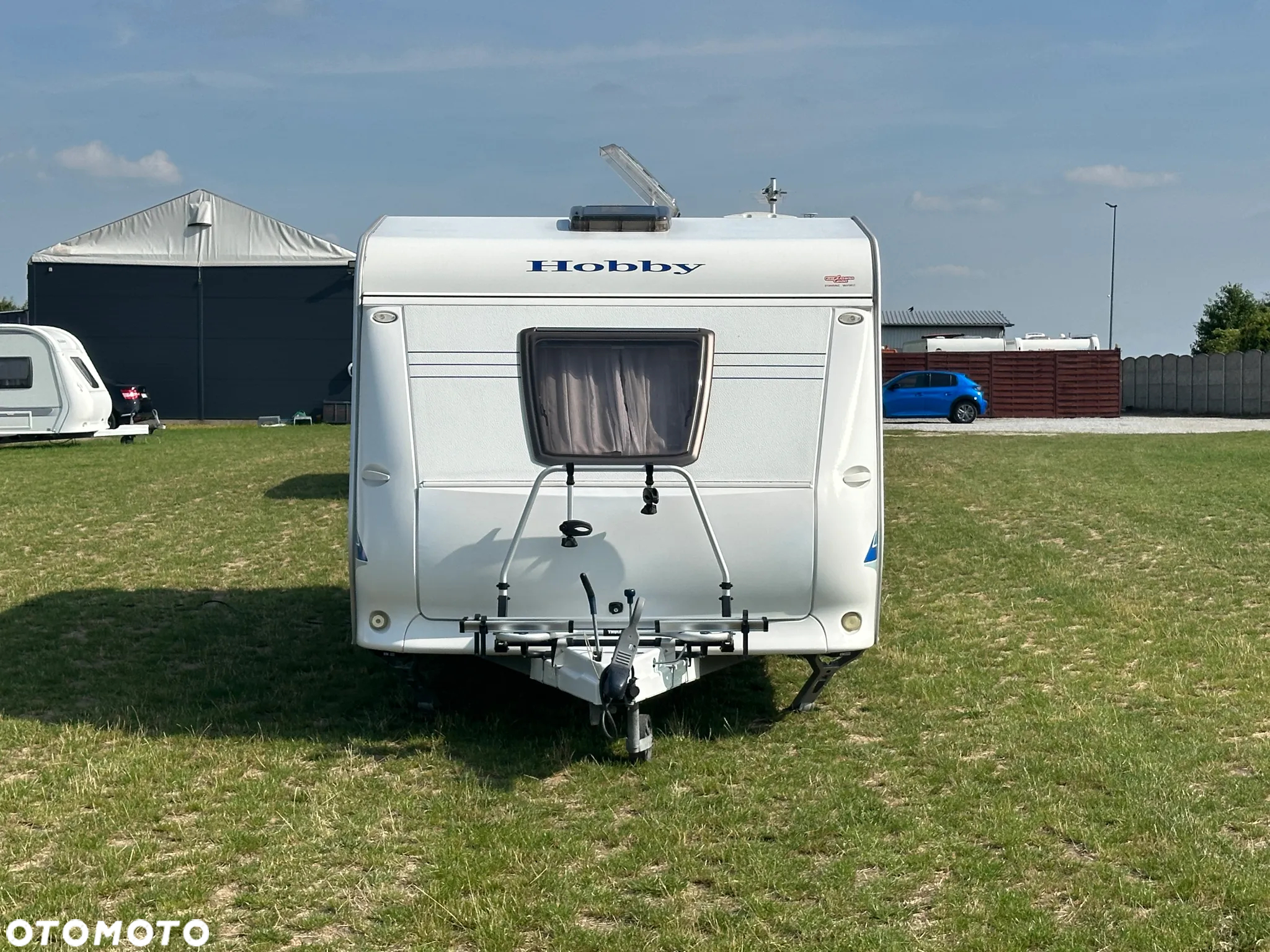 Hobby 560 UL EXCELLENT z przedsionkiem Isabella i napędem. - 2