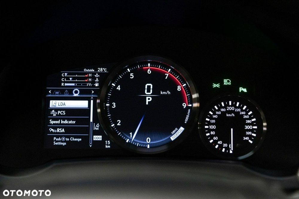 Lexus RC - 40