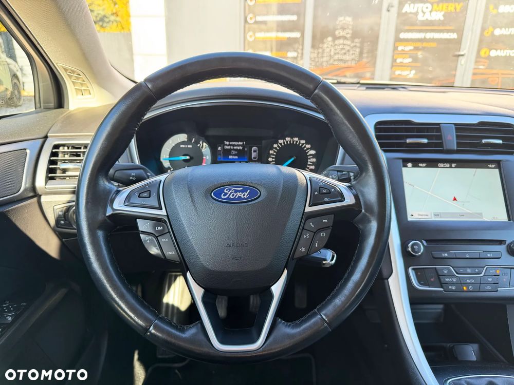 Ford Mondeo - 21