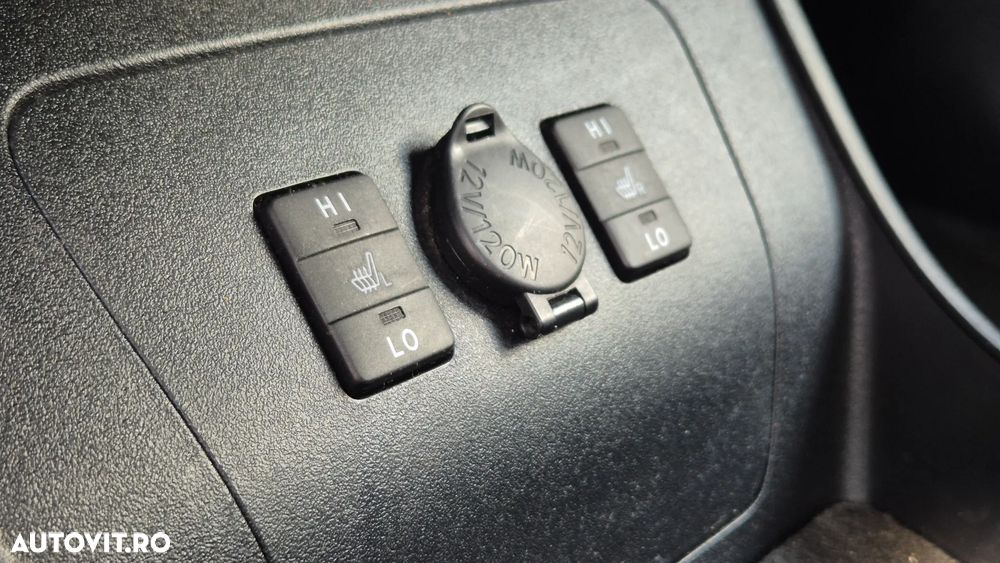 Toyota Prius - 18