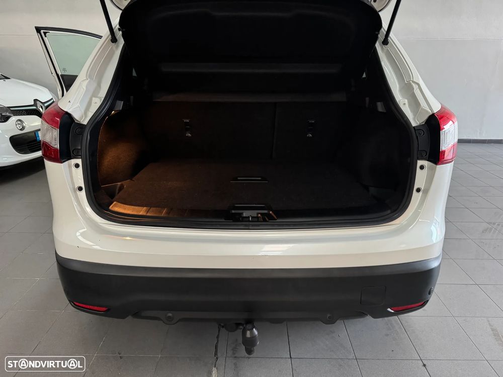 Nissan Qashqai 1.2 DIG-T TEKNA+ - 25