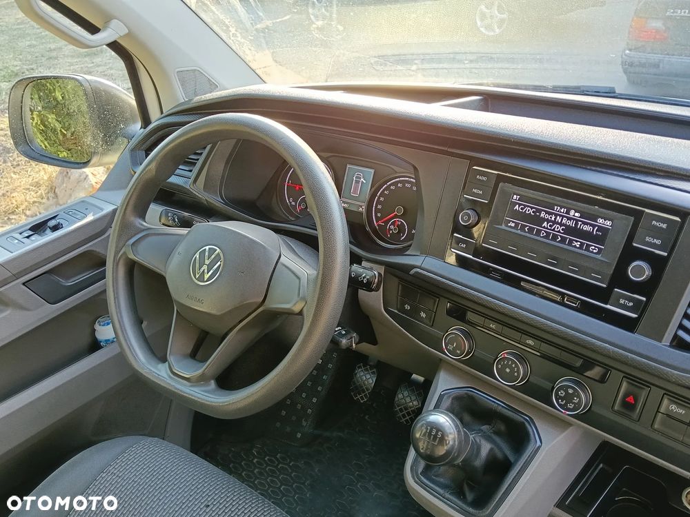 Volkswagen Transporter T6 1 - 12