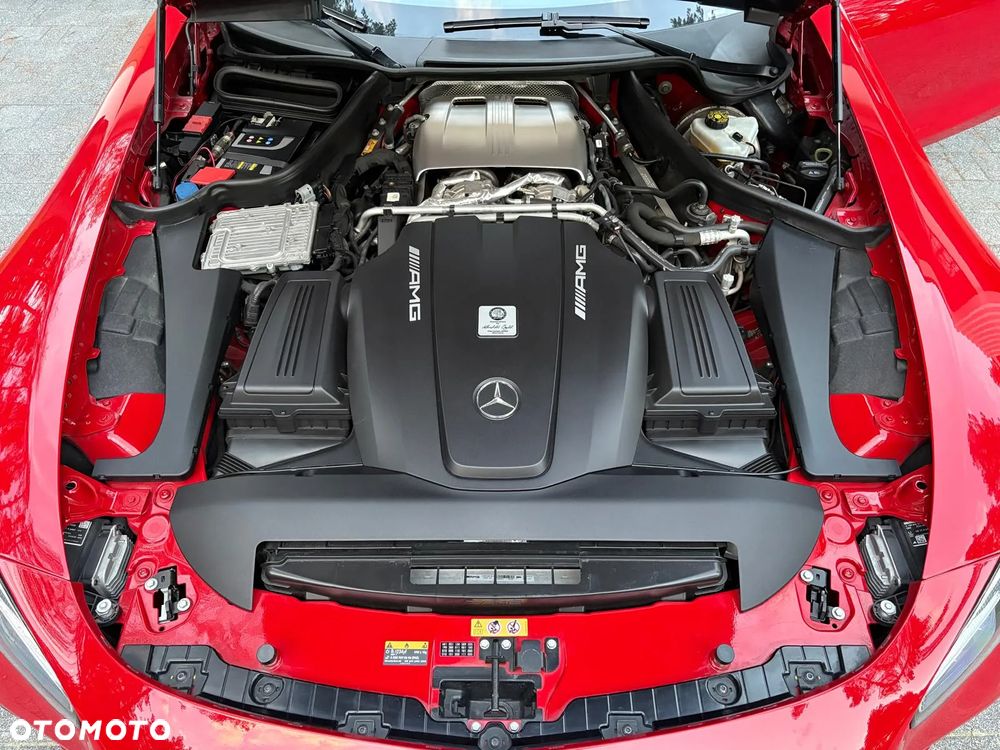 Mercedes-Benz AMG GT C - 11