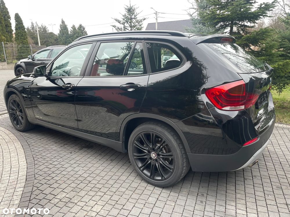 BMW X1 xDrive18d xLine - 6