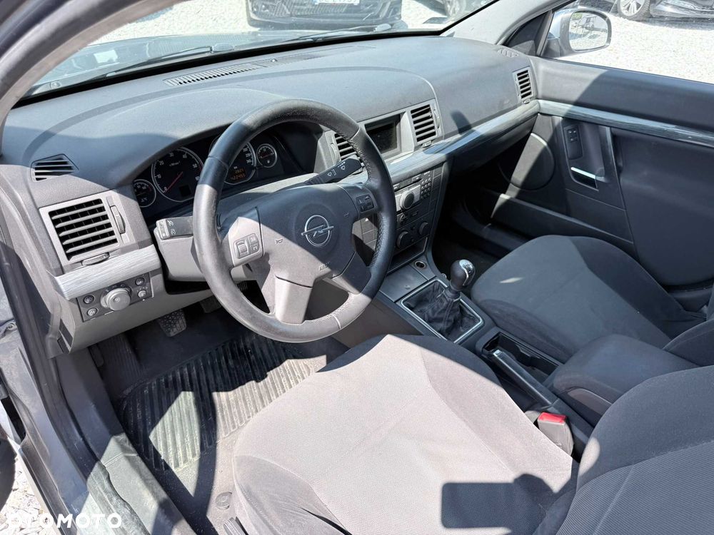 Opel Vectra - 8