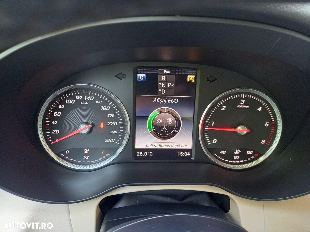 Mercedes-Benz GLC 220 d 4MATIC - 27