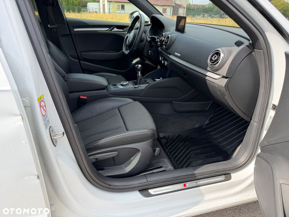 Audi A3 Sportback 2.0 TDI quattro S line Sportpaket - 17