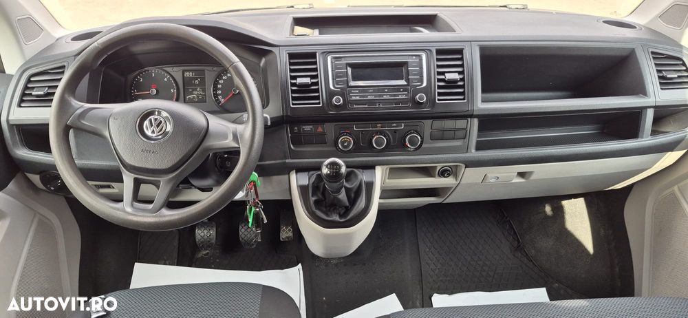 Volkswagen Transporter - 7