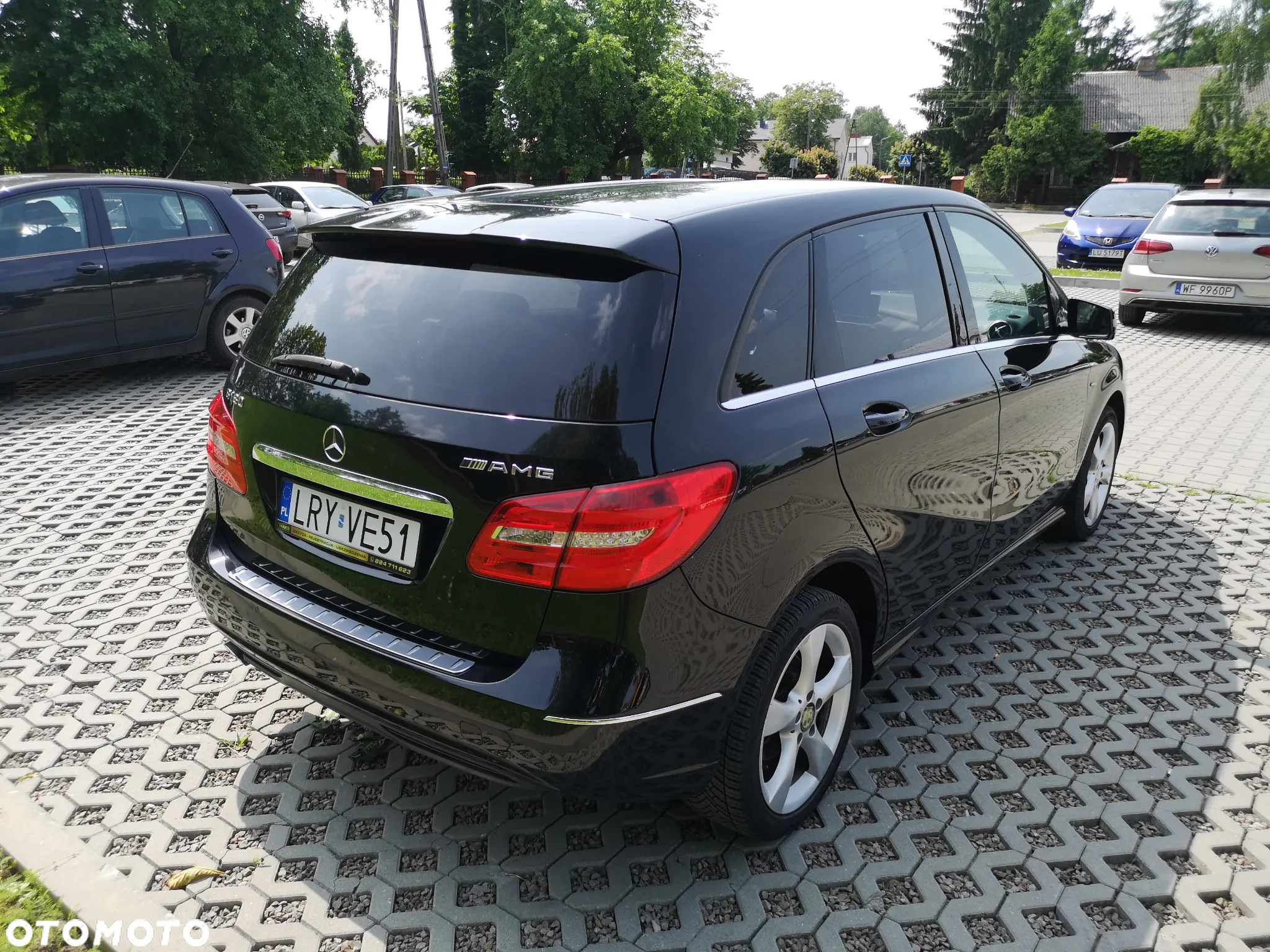 Mercedes-Benz Klasa B 180 AMG Line - 3
