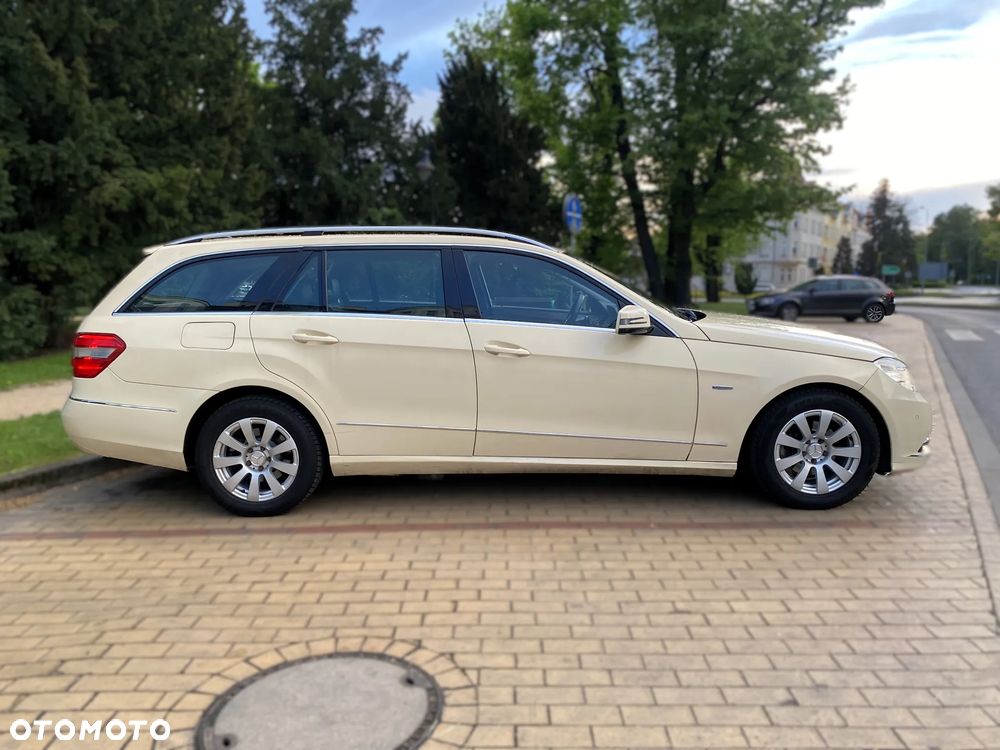 Mercedes-Benz Klasa E 200 BlueTEC 7G-TRONIC Elegance - 7