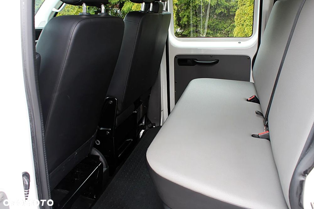 Volkswagen transporter - 12