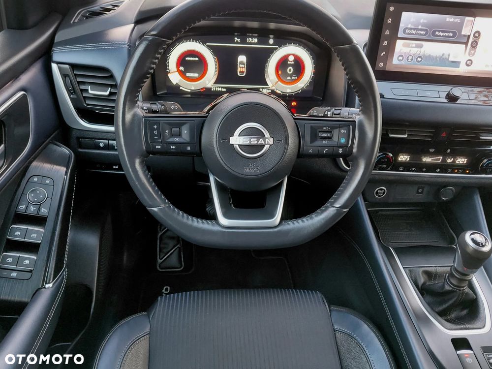 Nissan Qashqai 1.3 DIG-T mHEV Tekna - 26