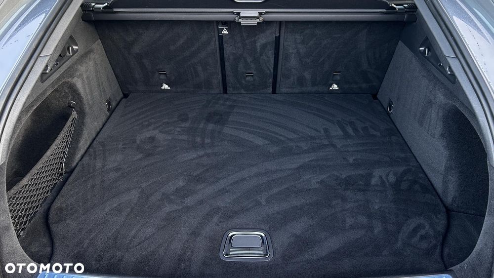 Mercedes-Benz GLC - 31