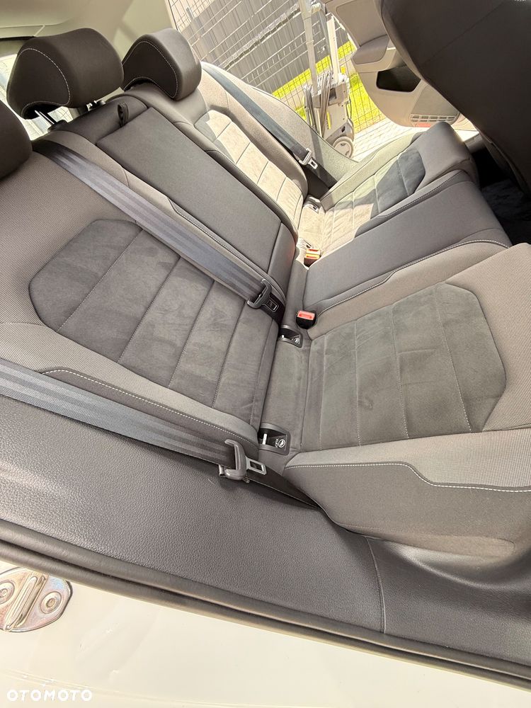 Volkswagen Golf 1.5 TSI ACT OPF Highline - 19