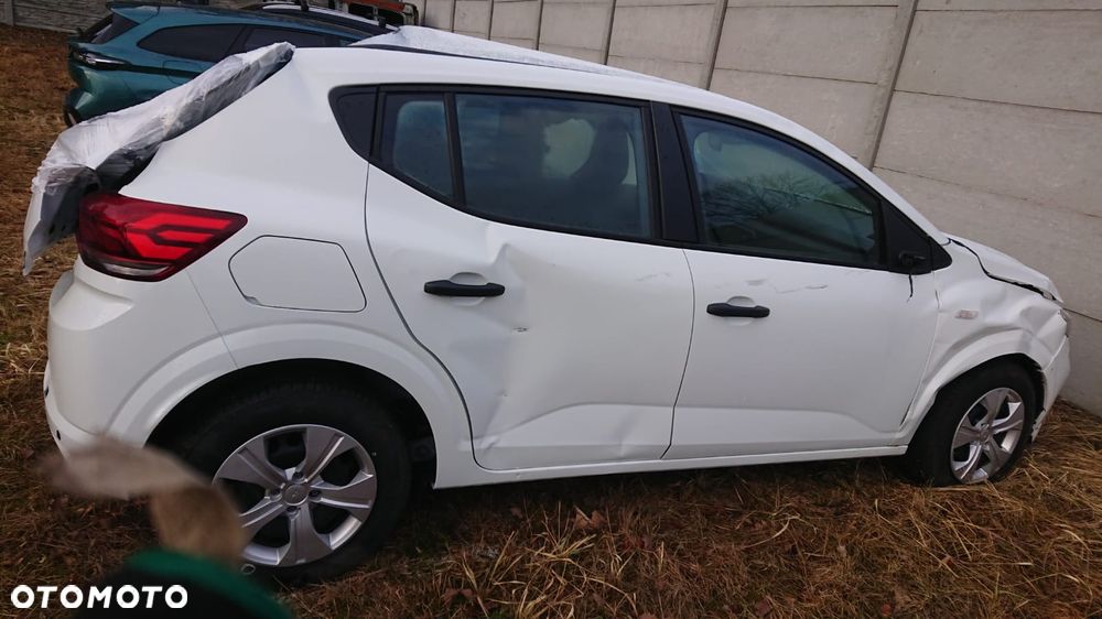 Dacia Sandero - 6