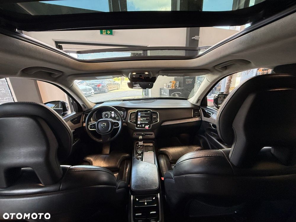 Volvo XC 90 - 40