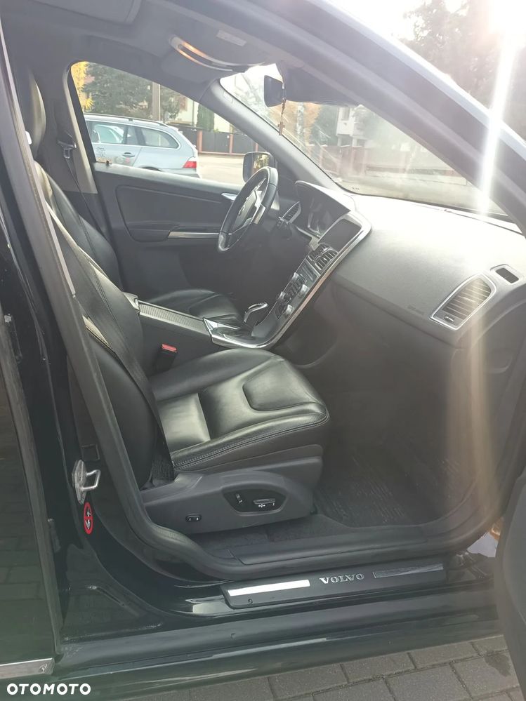 Volvo XC 60 - 6