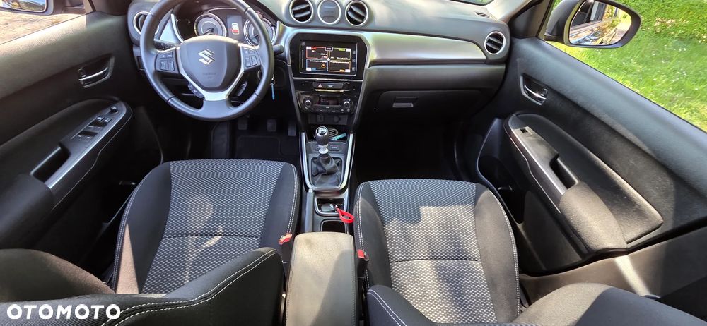 Suzuki Vitara 1.4 Boosterjet SHVS Comfort Plus 2WD - 16