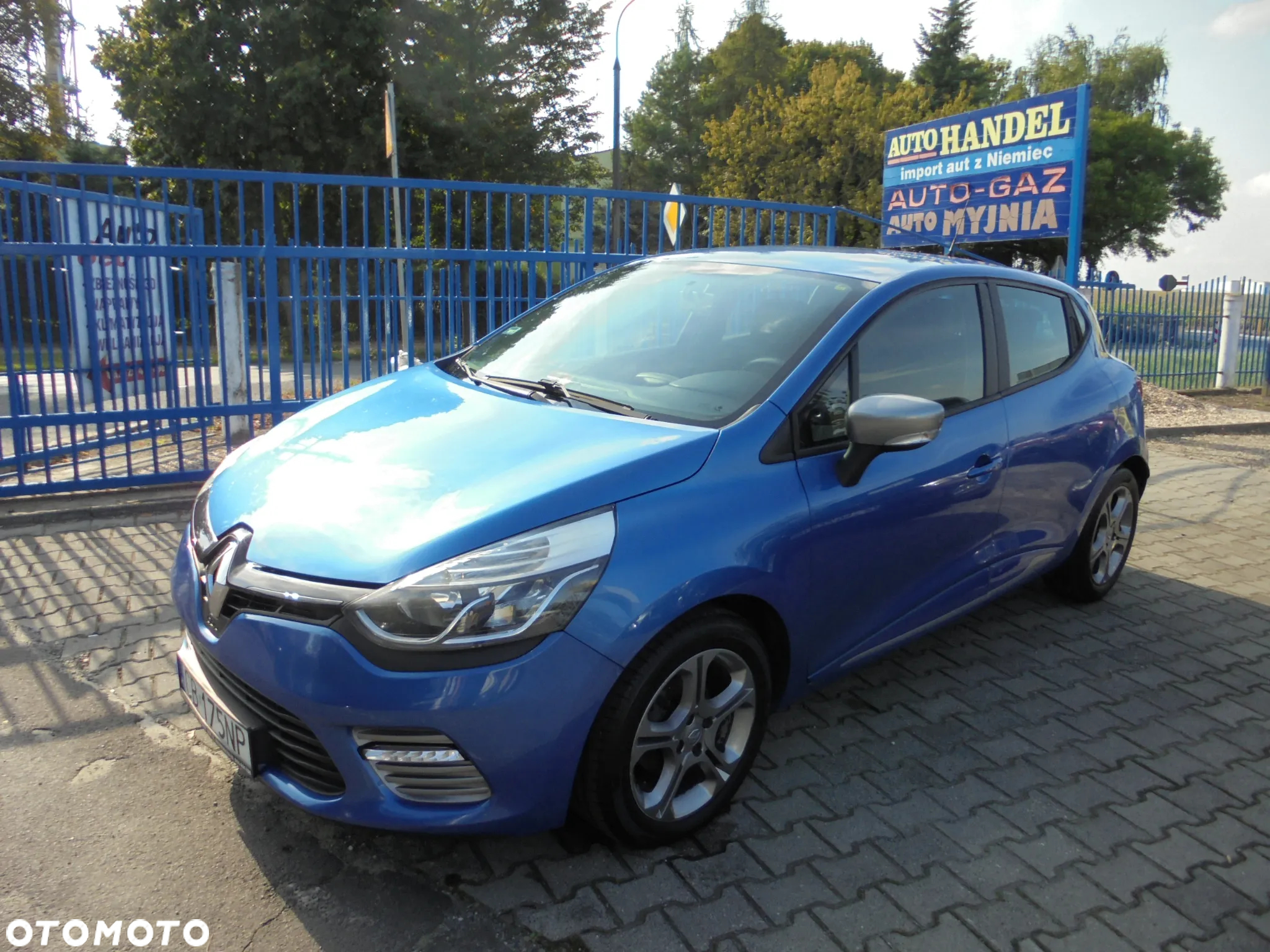 Renault Clio - 2