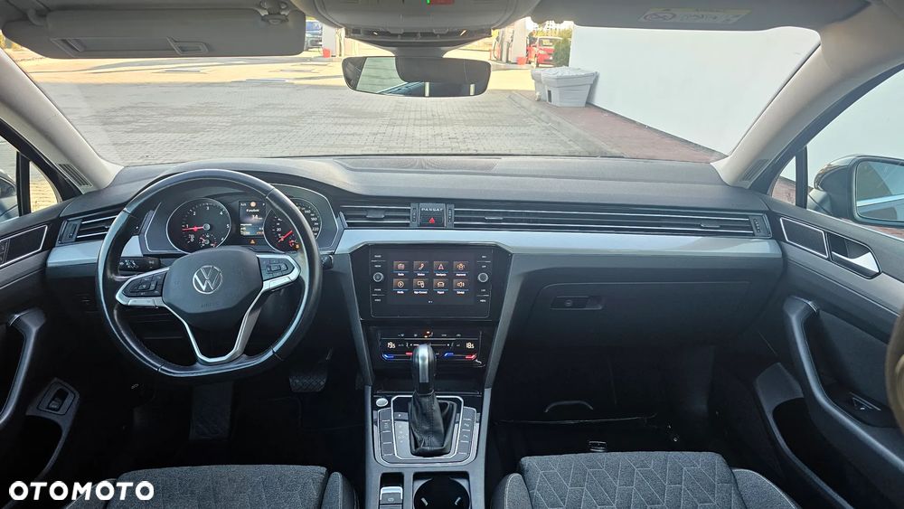 Volkswagen Passat 2.0 TDI SCR Style DSG - 18