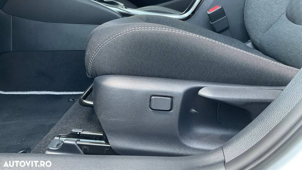 Toyota Corolla 1.8 HSD Dynamic - 34