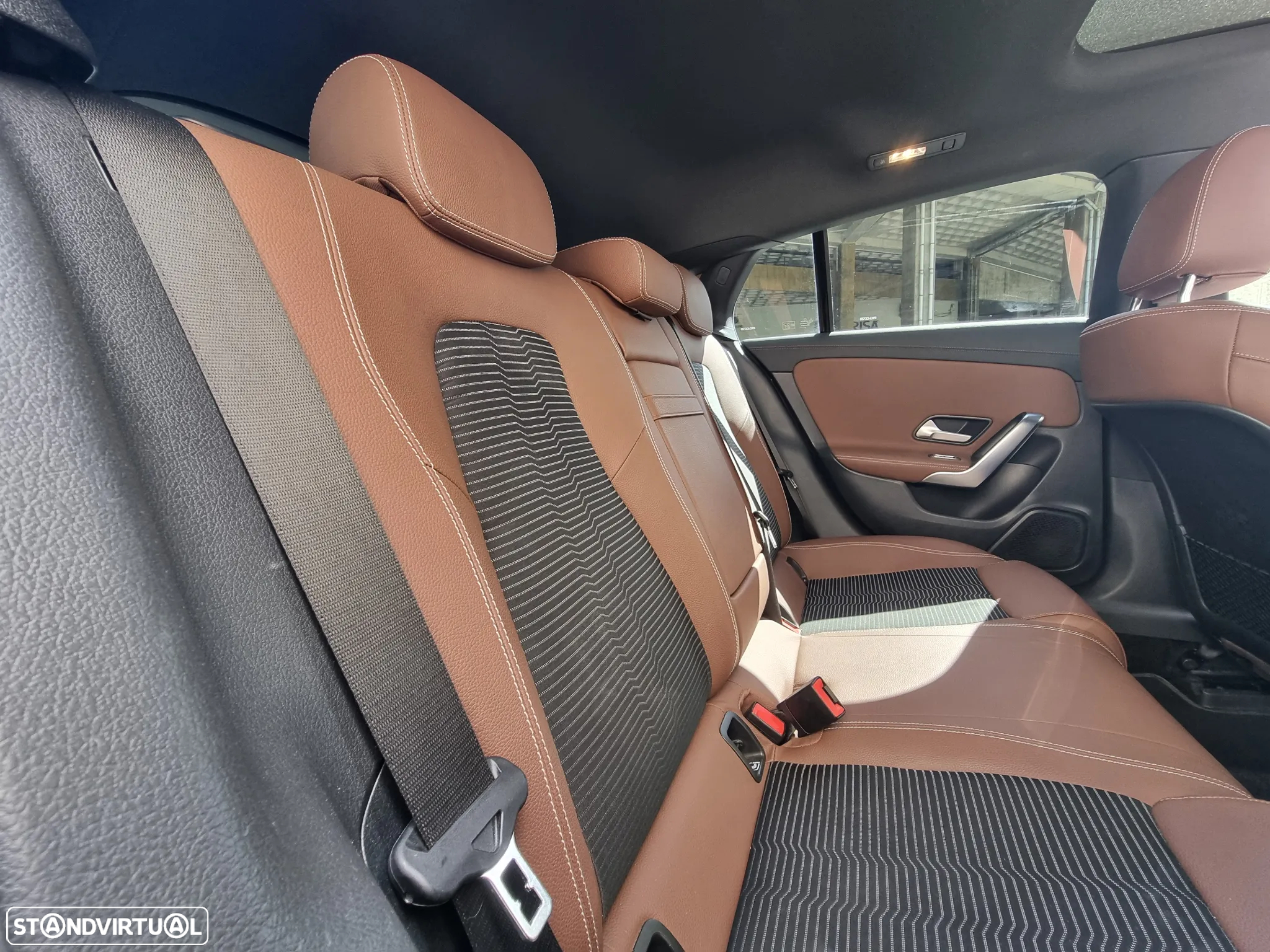 Mercedes-Benz CLA 250 e Shooting Brake Progressive - 24