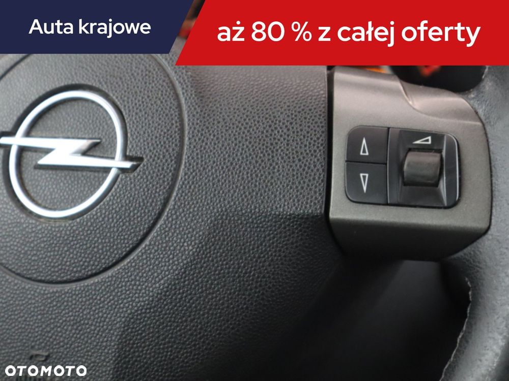 Opel Zafira - 22
