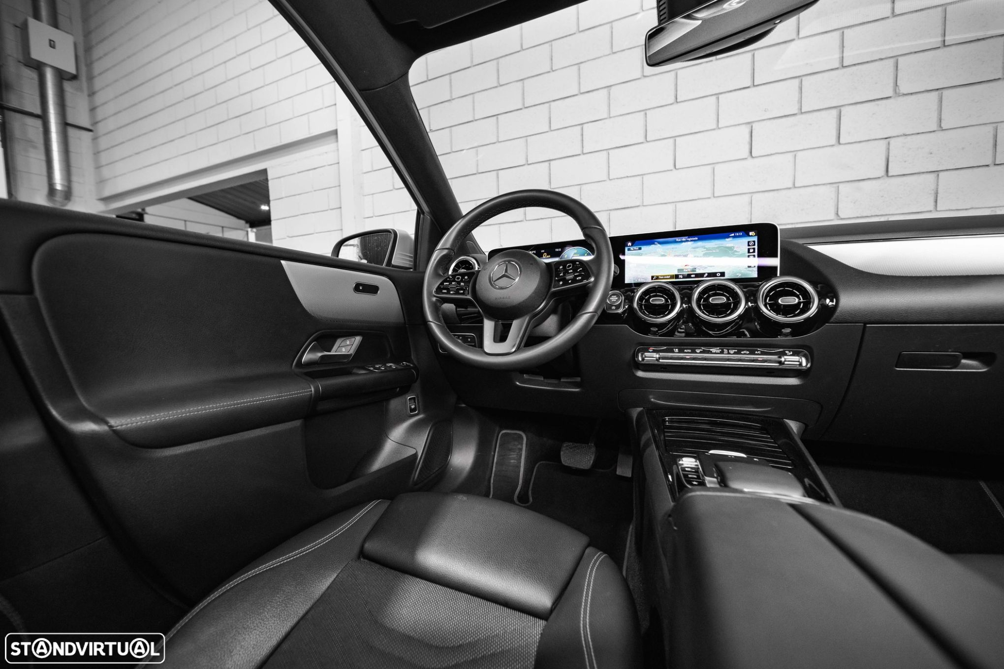 Mercedes-Benz B 180 d Style Plus Aut. - 43