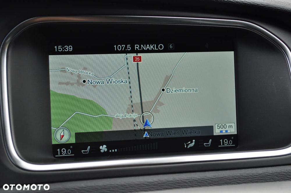 Volvo V40 D2 Momentum - 20