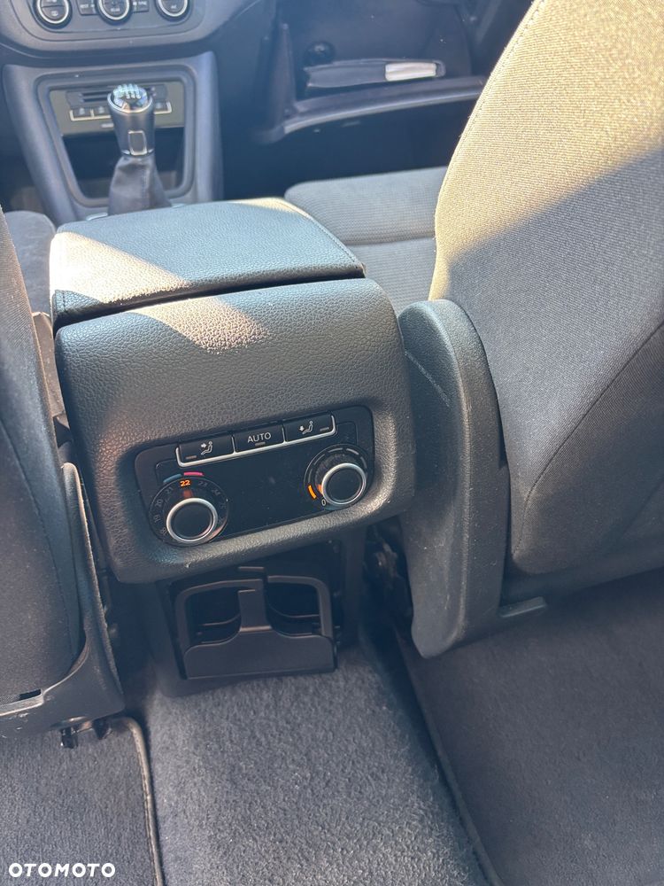 Volkswagen Sharan - 18