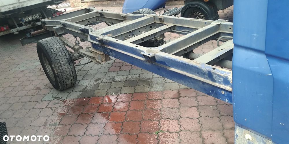 Mercedes-Benz sprinter - 4