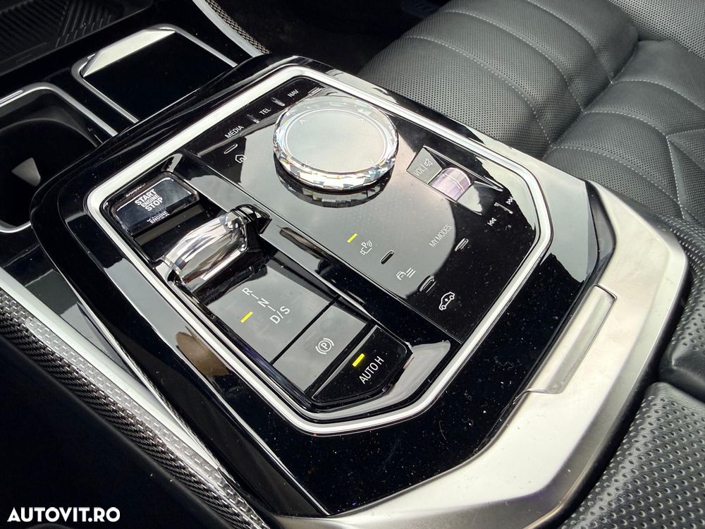 BMW Seria 7 - 10