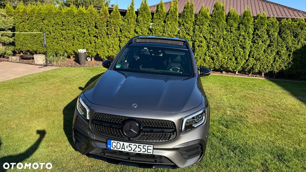 Mercedes-Benz GLB 220 d 4-Matic AMG Line 8G-DCT - 3
