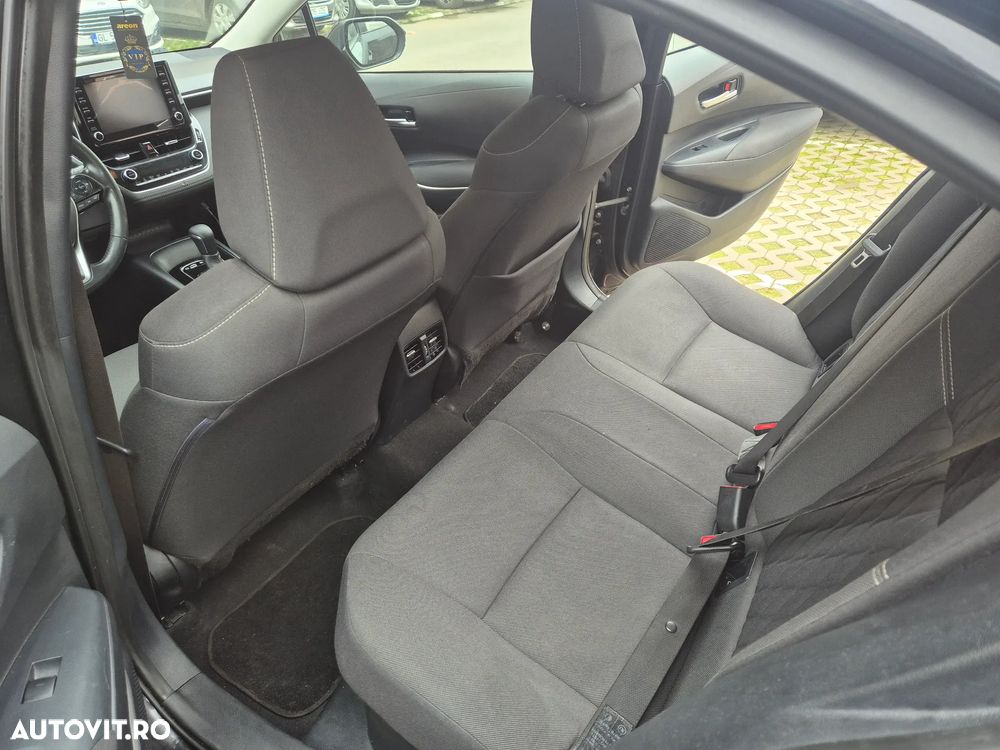 Toyota Corolla 1.8 Hybrid Comfort - 6