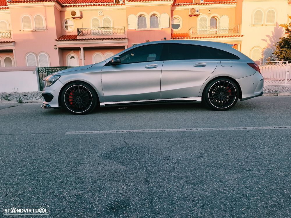 Mercedes-Benz CLA 45 AMG 4Matic 7G-DCT - 18